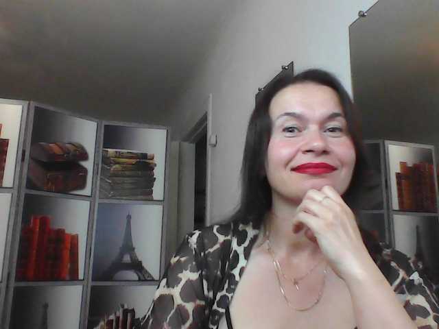 HelenMoo Live Cam on BongaCams