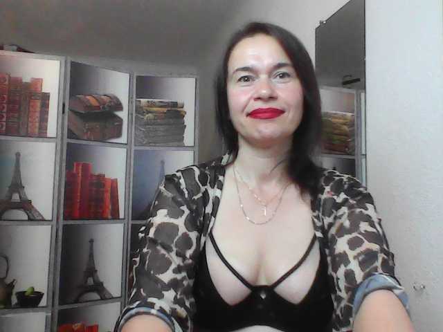 HelenMoo live cam on BongaCams