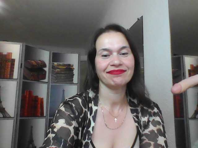 HelenMoo live webcam show