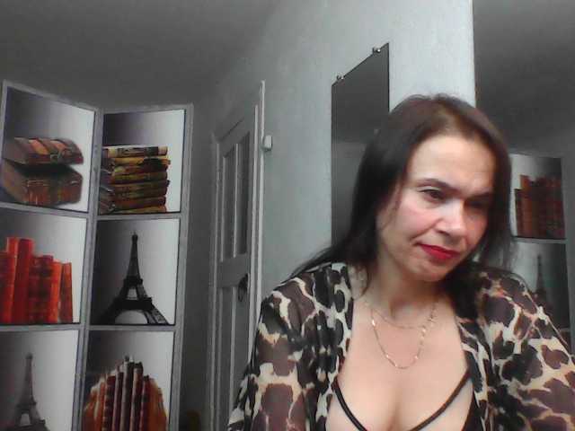 HelenMoo live cam preview