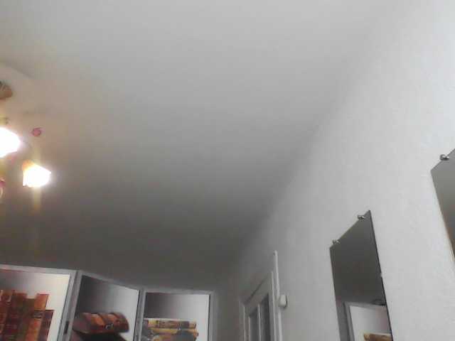 HelenMoo live cam preview