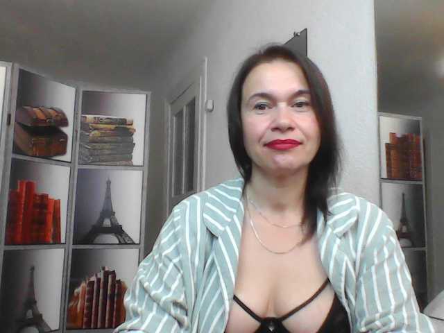 HelenMoo live cam on BongaCams
