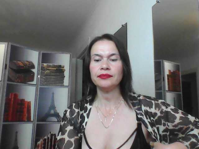 HelenMoo live webcam show