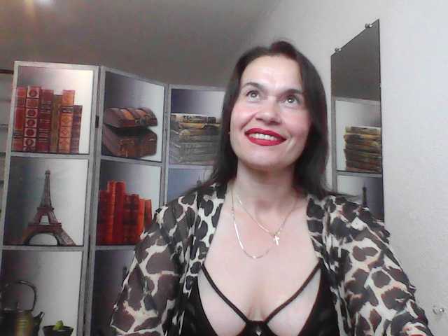 HelenMoo live cam on BongaCams