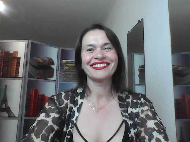 HelenMoo live webcam show