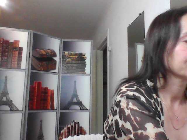 HelenMoo live cam on BongaCams