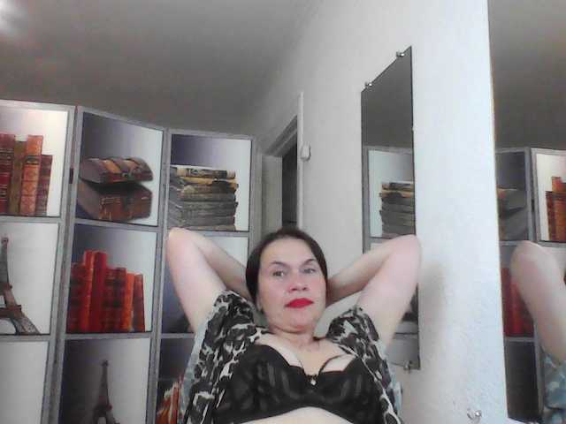 HelenMoo live cam on BongaCams