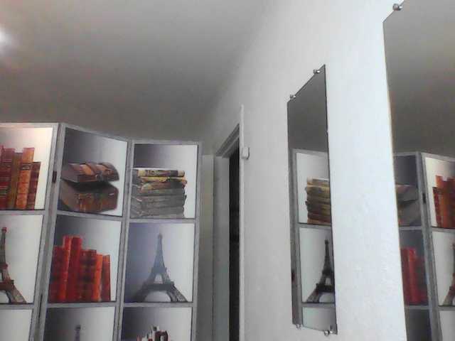HelenMoo live webcam show
