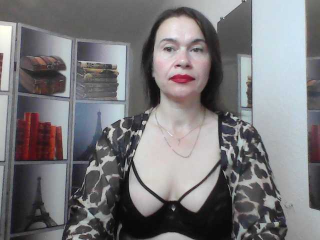 HelenMoo live cam on BongaCams