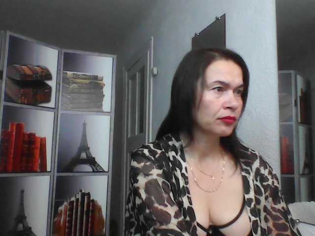 HelenMoo live cam preview
