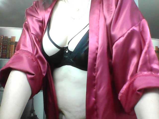 HelenMoo live cam on BongaCams