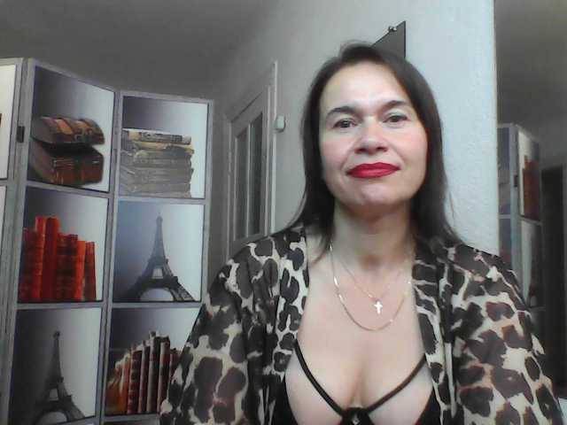 HelenMoo live cam on BongaCams