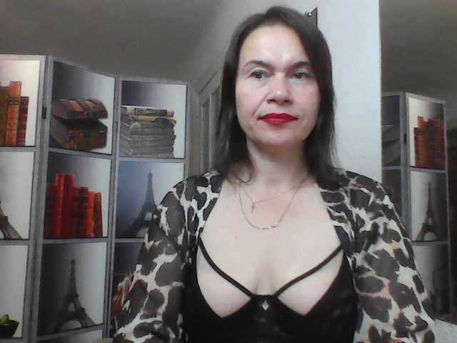 HelenMoo live cam on BongaCams