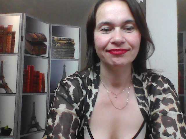 HelenMoo live cam on BongaCams