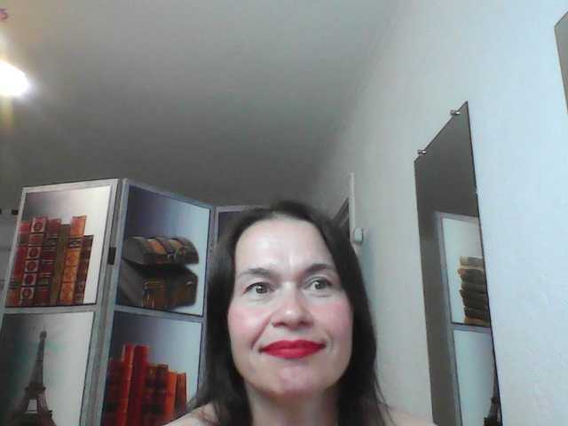 le modèle HelenMoo est en webcam porno dans un show sur le site bongacams, il possède les tags suivants: White/Caucasian,Brunette,Trimmed