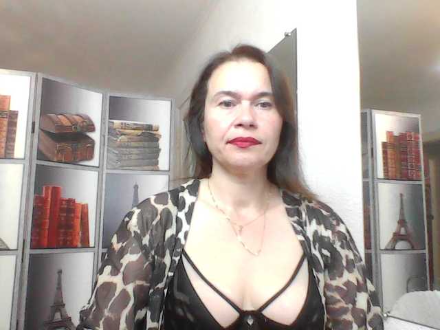 HelenMoo live cam on BongaCams