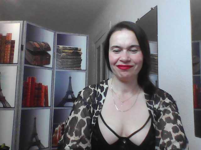 HelenMoo live cam preview