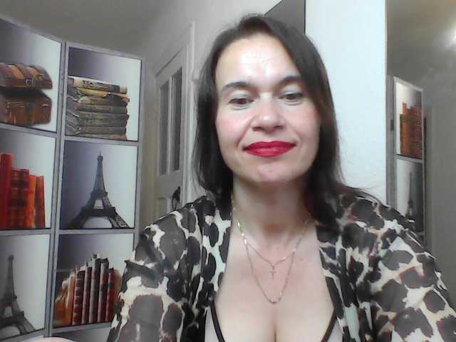 HelenMoo live cam on BongaCams