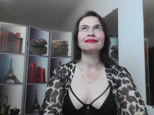 HelenMoo live cam on BongaCams