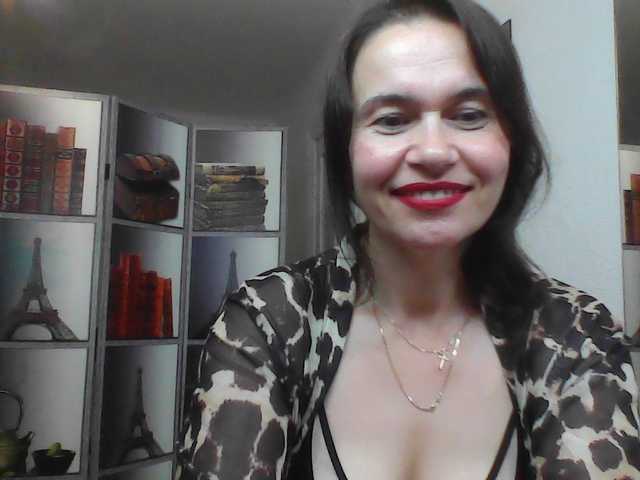 HelenMoo live cam on BongaCams