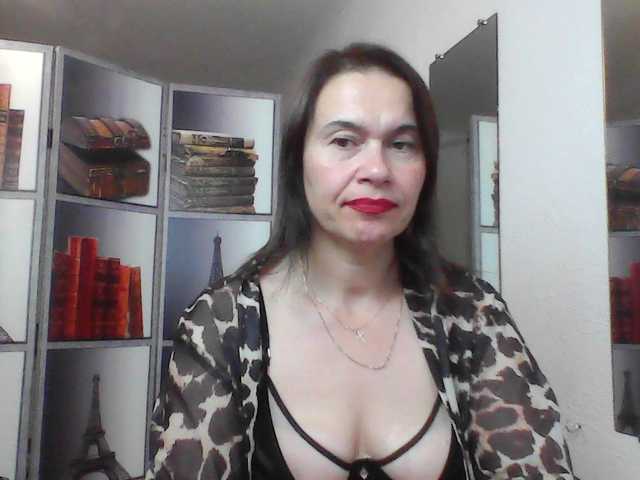 HelenMoo live cam on BongaCams