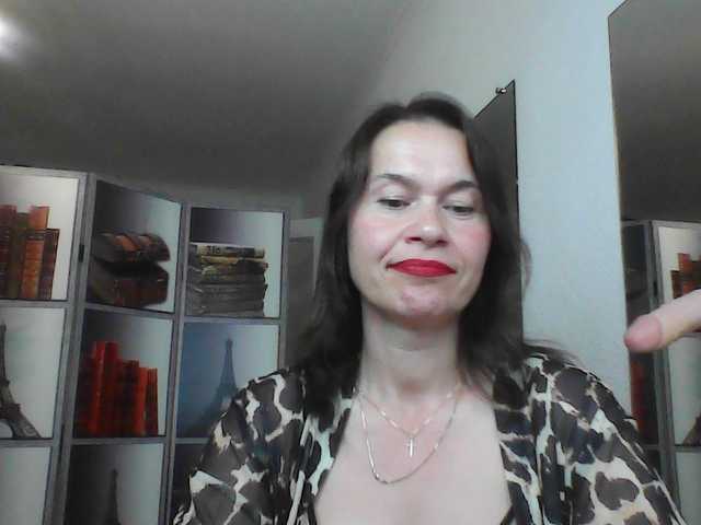 HelenMoo live webcam show
