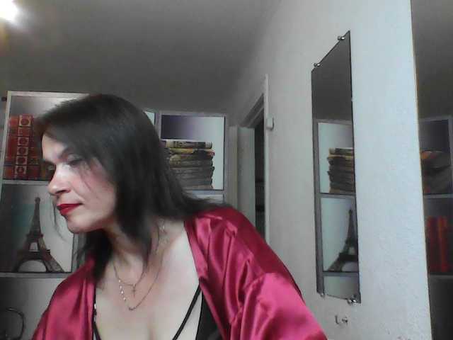HelenMoo live webcam show