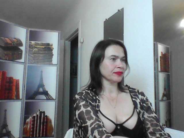 HelenMoo live cam on BongaCams