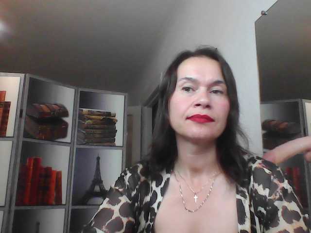 HelenMoo live webcam show