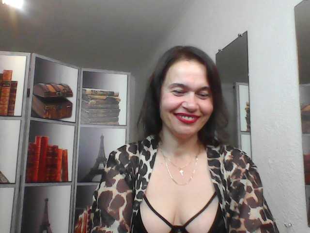 HelenMoo live cam on BongaCams
