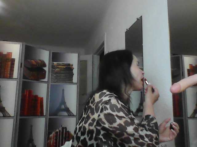 HelenMoo live webcam show