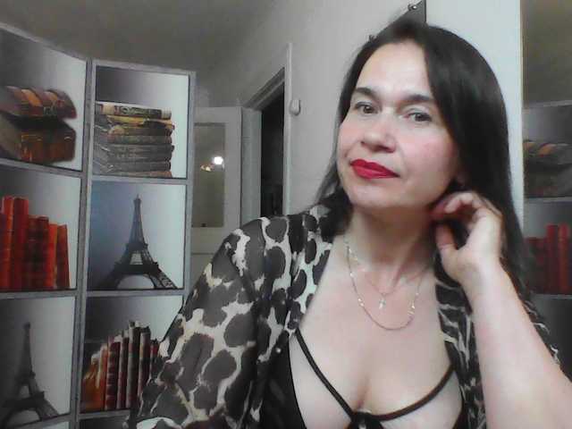HelenMoo live cam on BongaCams