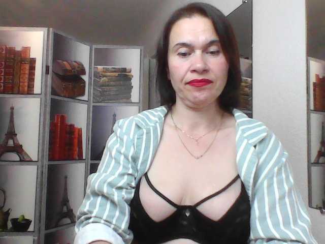 HelenMoo live cam on BongaCams