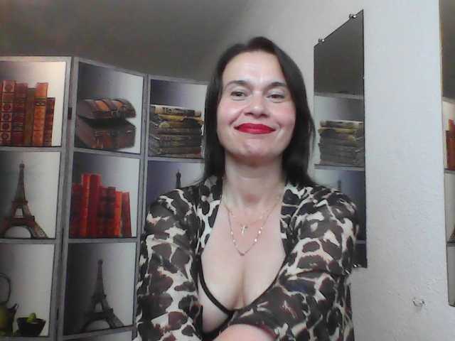 HelenMoo live cam on BongaCams