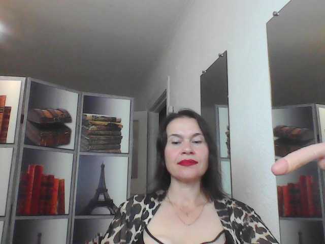 HelenMoo live cam on BongaCams