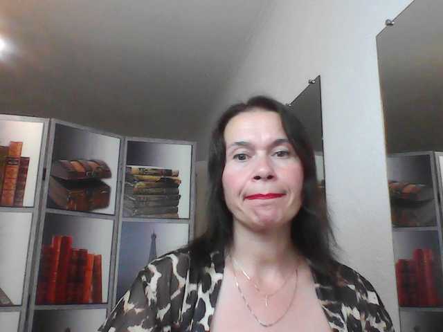 HelenMoo live cam on BongaCams