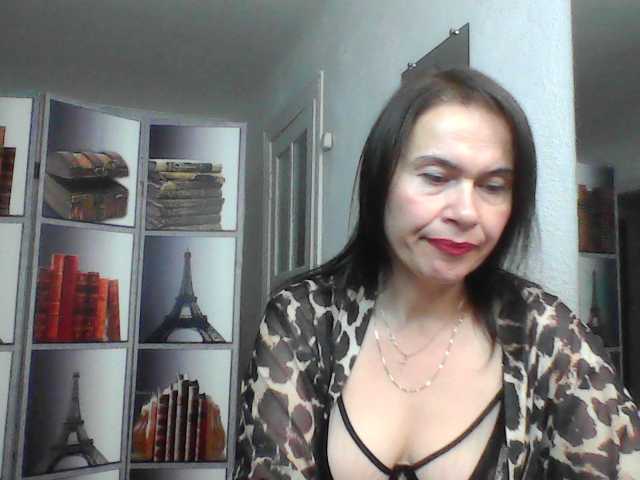 HelenMoo live cam on BongaCams