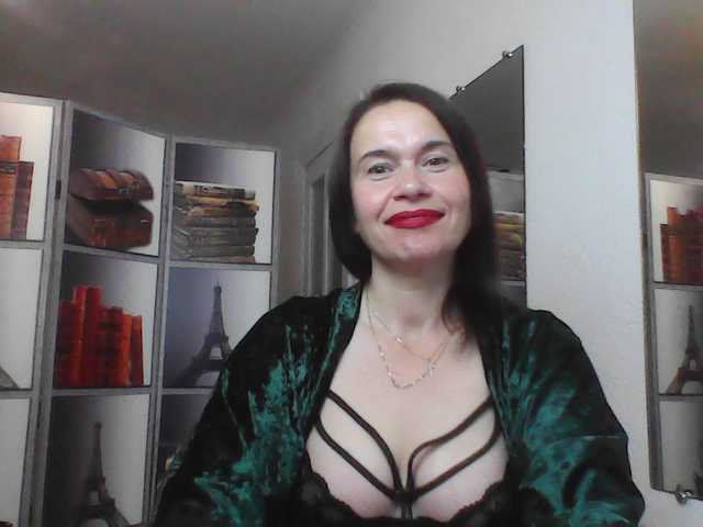 HelenMoo live cam on BongaCams