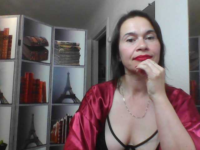 HelenMoo live cam on BongaCams