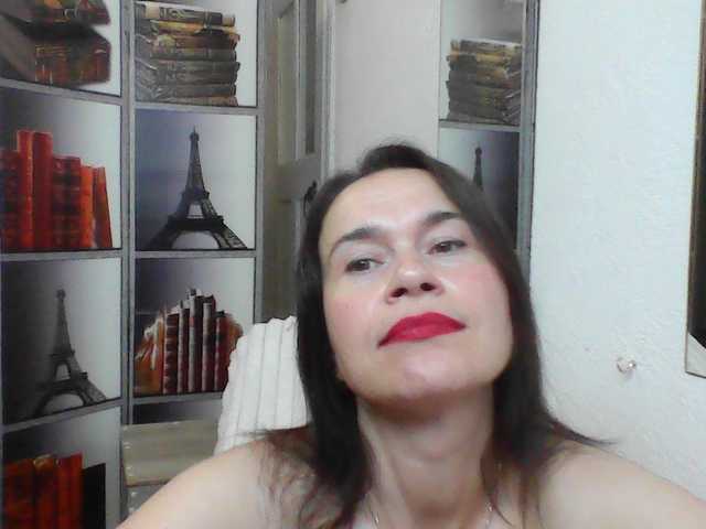 HelenMoo live cam on BongaCams