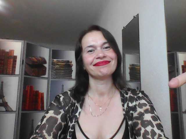 HelenMoo live webcam show