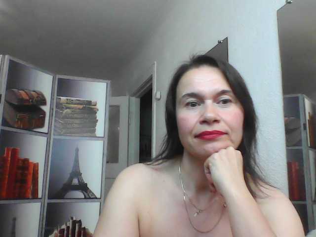 HelenMoo live cam on BongaCams