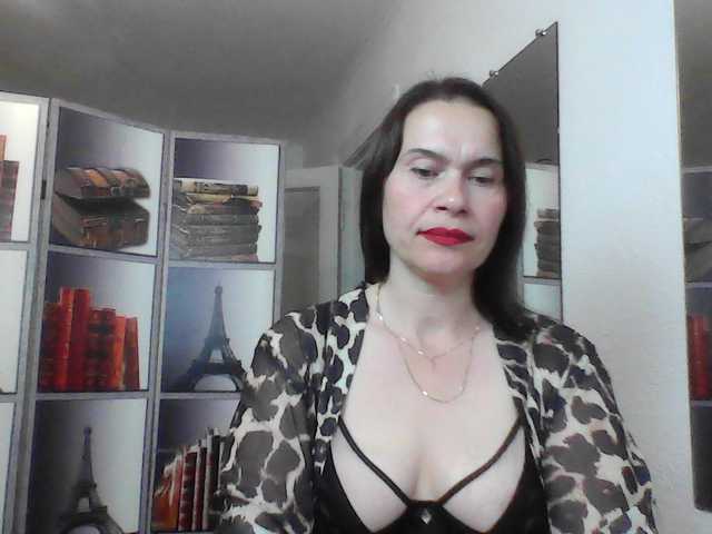 HelenMoo live cam preview