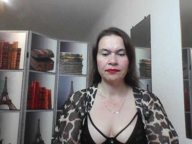 HelenMoo live cam on BongaCams
