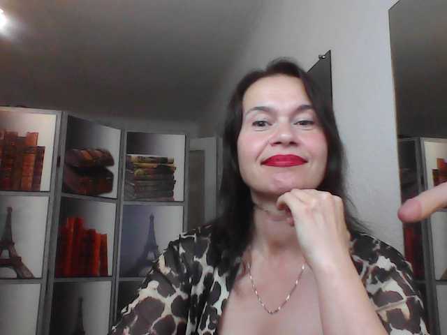 HelenMoo live webcam show