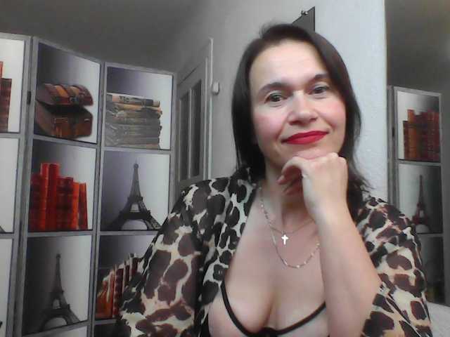 HelenMoo live cam on BongaCams