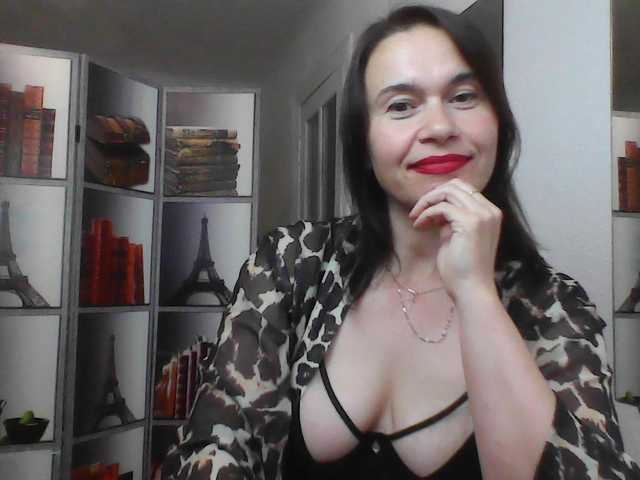 HelenMoo live cam