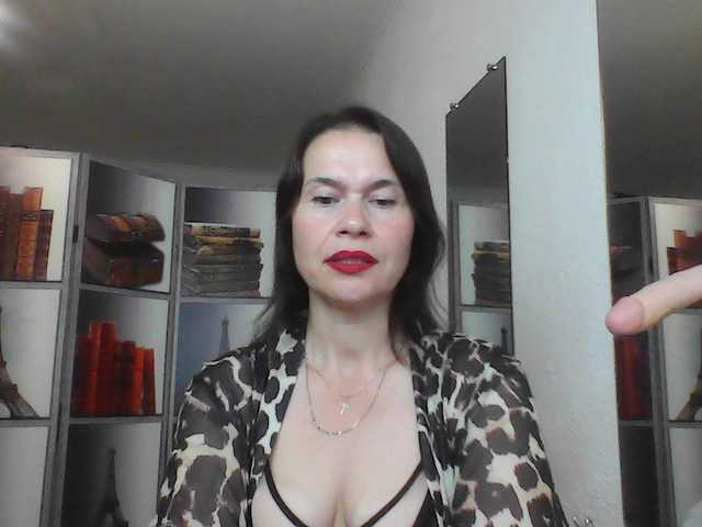 HelenMoo live webcam show