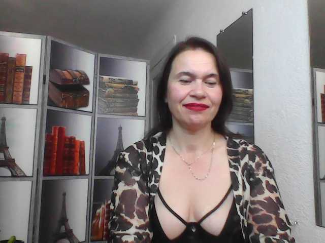 HelenMoo live cam on BongaCams