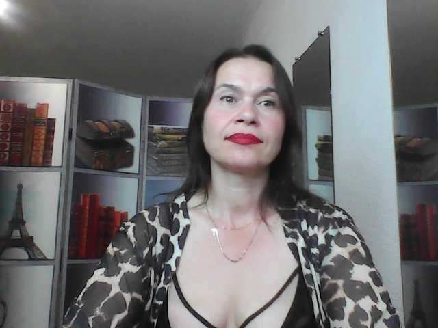 HelenMoo live cam on BongaCams